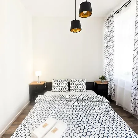 Metropolis Apartment Torun Exterior photo