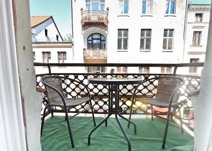 Metropolis Apartment