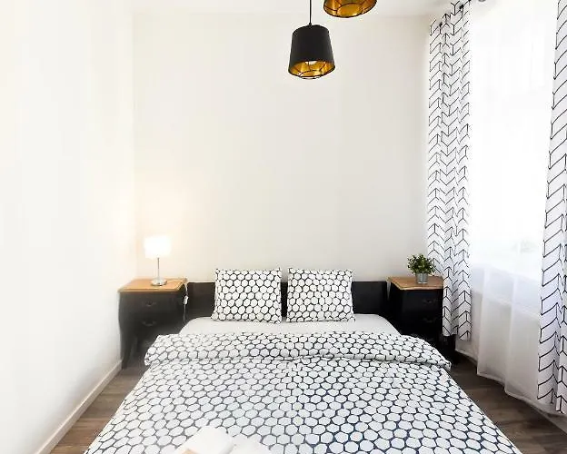 Metropolis Apartment